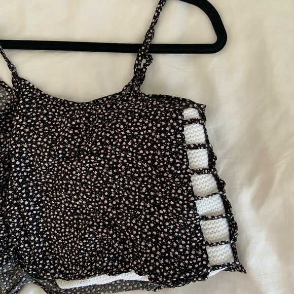 Garage, Black and Floral Cropped Camisole with Cutout, Size: X Small - Picture 3 of 4
